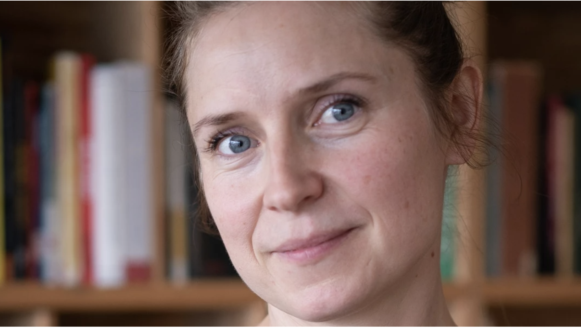 Read more about the article Digitalt kunstnermøde med Gudrun Hasle 16. april