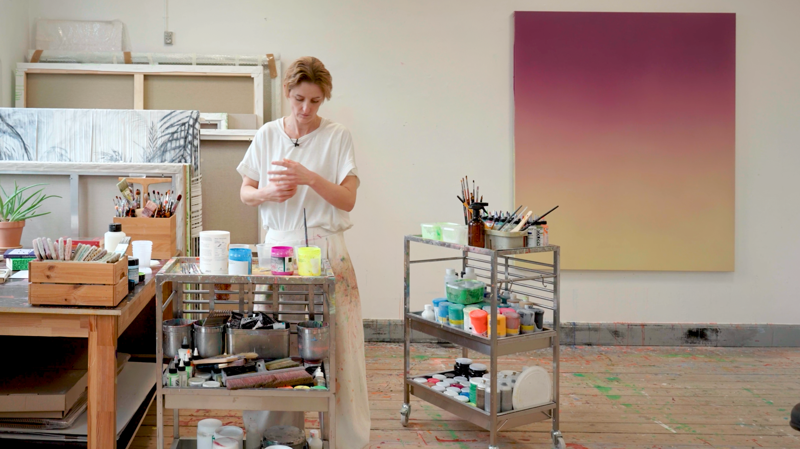 Read more about the article Interview med Ditte Ejlerskov til udstillingen ‘At male det usynlige – Arild Rosenkrantz’